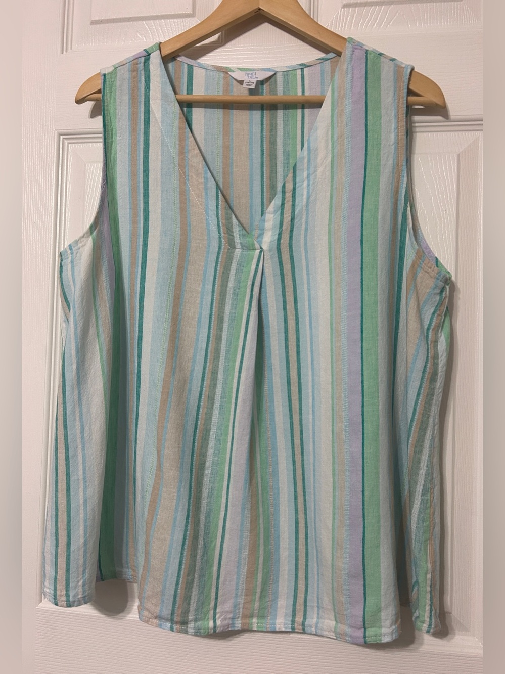 Time And Tru Linen Blue Stripe Sleeveless Top V-Neck Beachy Women’s L (12-14)